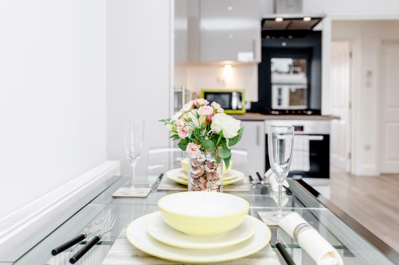 2-Bed Notting Hill / Portobello ลอนดอน ภายนอก รูปภาพ